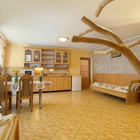 Penzion U Parohace Простеёв Экстерьер фото