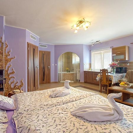 Penzion U Parohace Простеёв Экстерьер фото